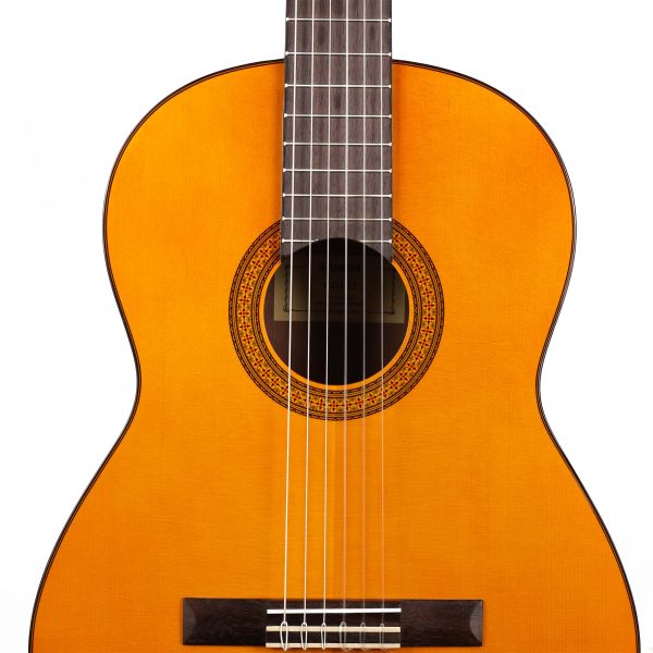 Yamaha CG102 Classical Acoustic Guitar Natural Discount